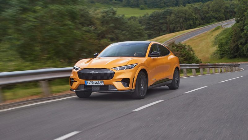 Mustang Mach-E" võib sõita ühe laadimisega mistahes Euroopa pealinnast randa